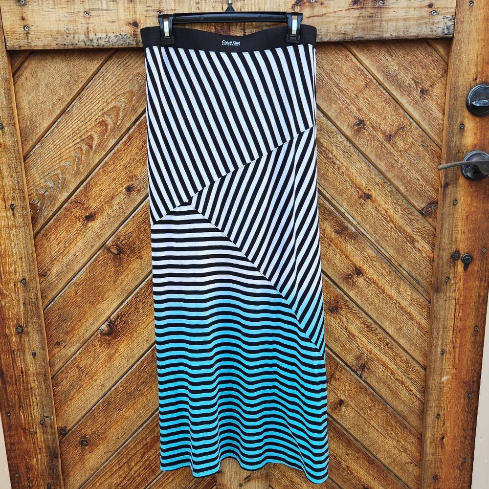 Calvin Klein Performance Maxi Skirt - Picture 2 of 5